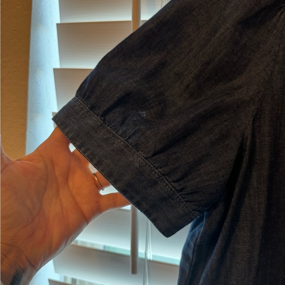 Loft Chambray Dress - Picture 5 of 7